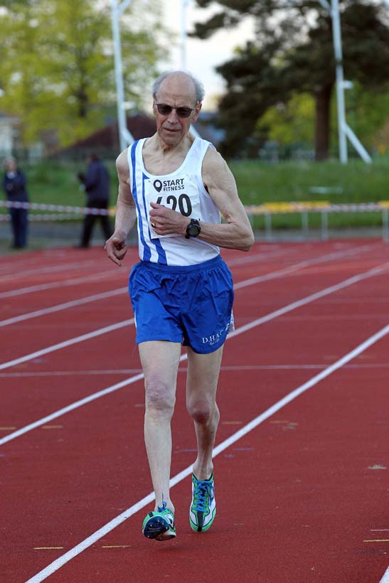 3000 metres, 2021 North East Grand Prix No. 2, Monkton, Wednesday, May 19th. Photo: David T. Hewitson/Sports for All Pics
